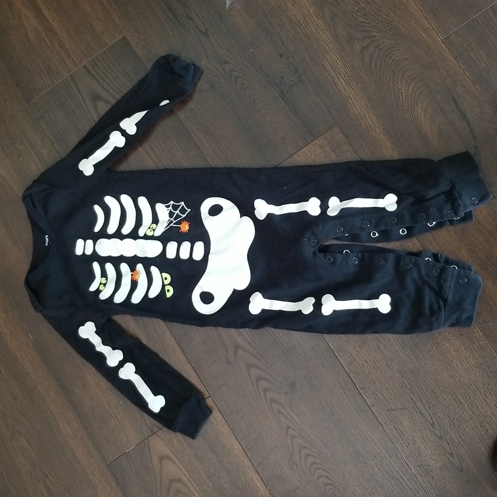 Glow in the dark skeleton Halloween costume, size 24 months, new, black & white - Picture 1 of 2